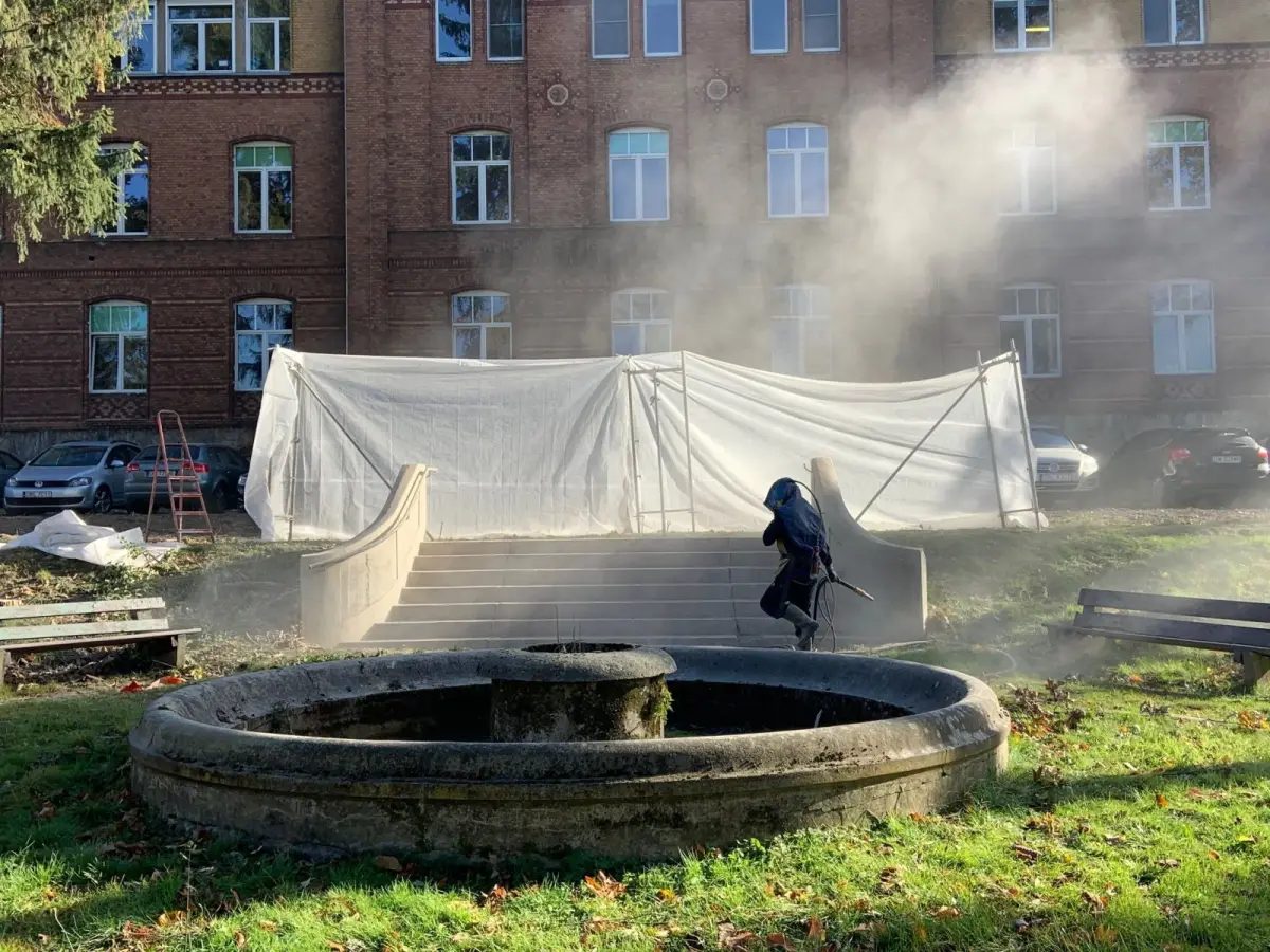 Prace na terenie szpitala powiatowego w Bolesławcu