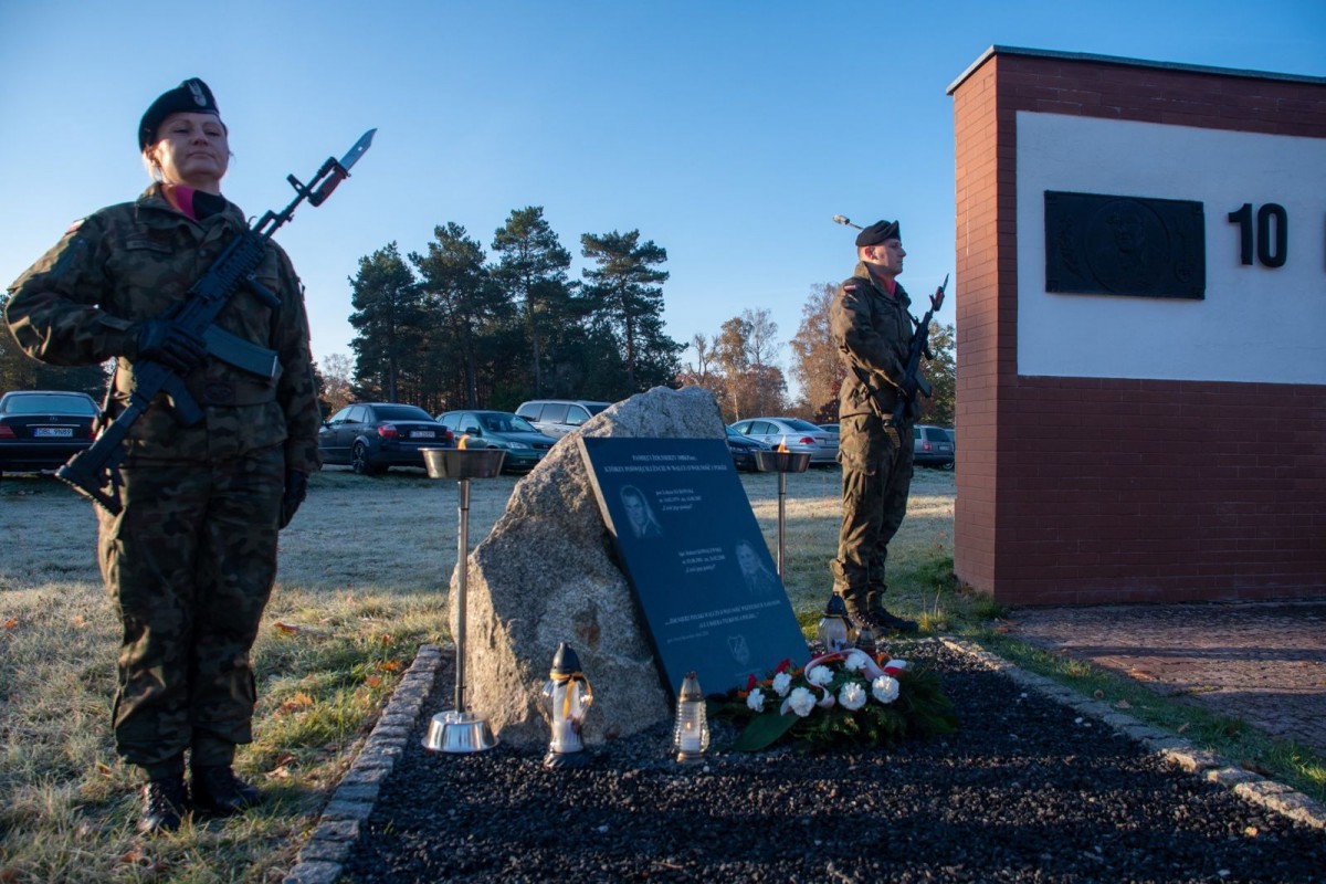 Pancerniacy ze Świętoszowa pamiętają o zmarłych kolegach