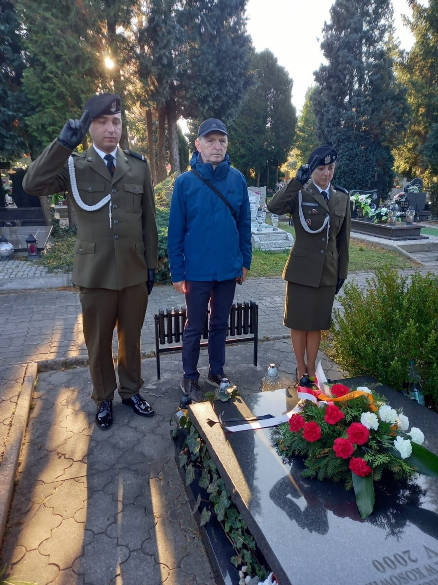 Pancerniacy ze Świętoszowa pamiętają o zmarłych kolegach