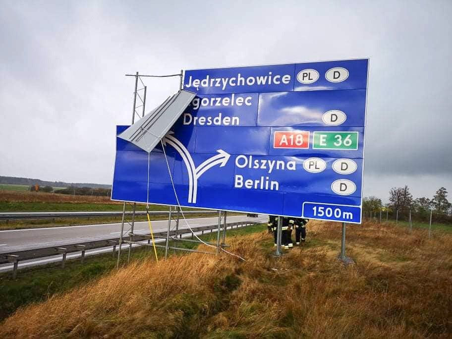 Działania strażaków na A4