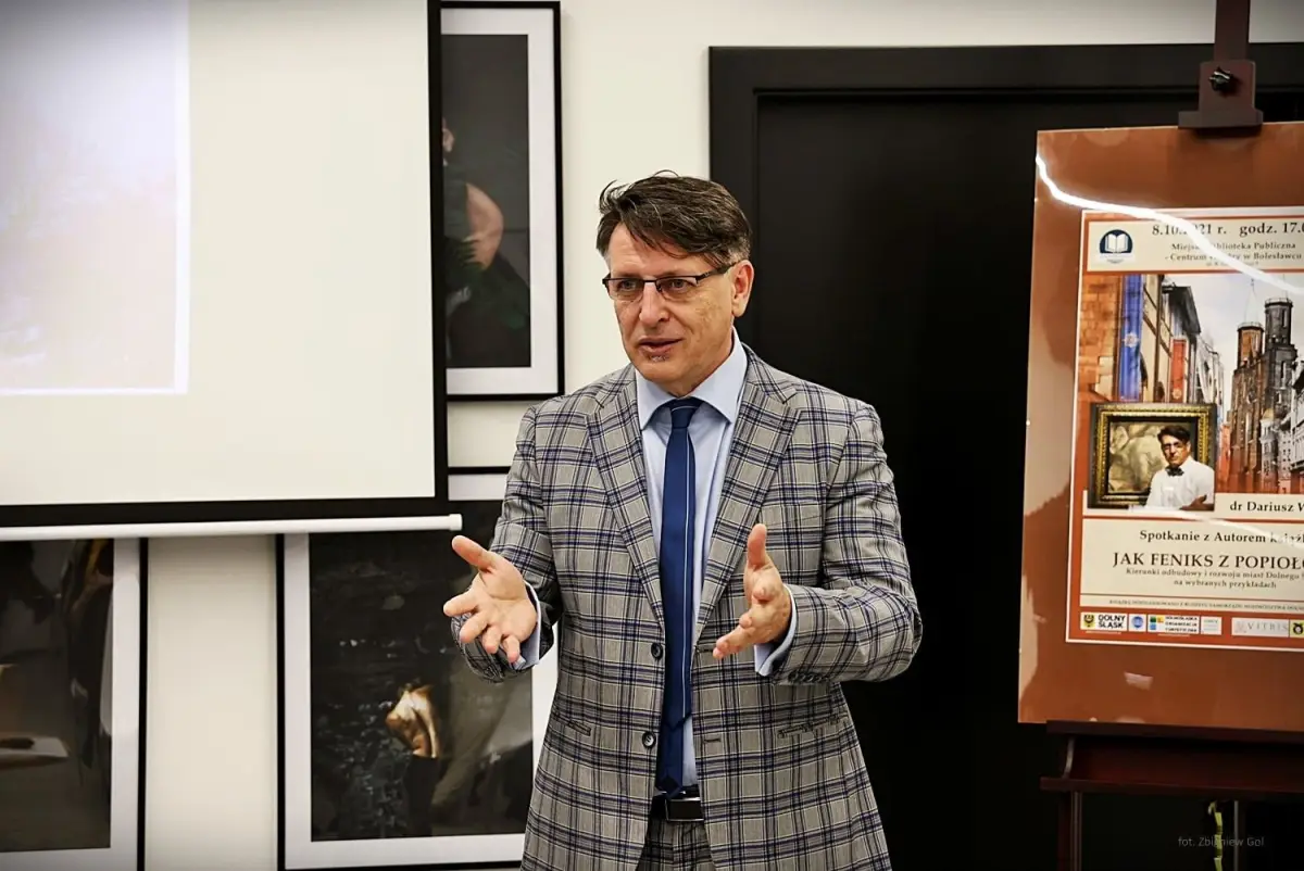 Dr Dariusz Wędzina na spotkaniach autorskich