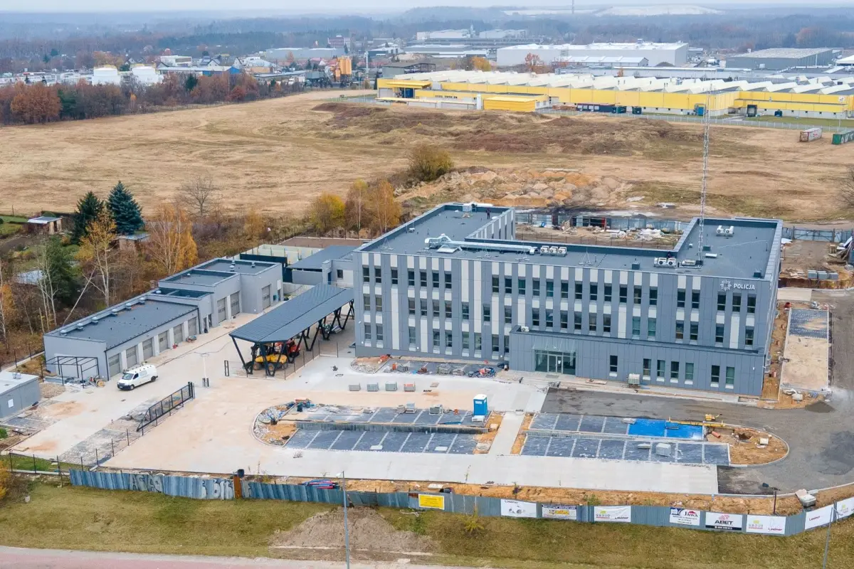 Budowa siedziby bolesławieckiej policji (stan na 14 listopada 2021)