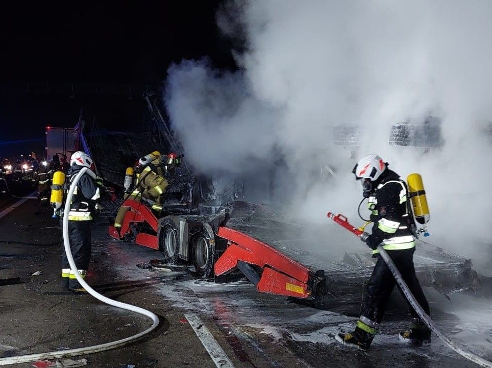 Karambol z udziałem pięciu samochodów na A4