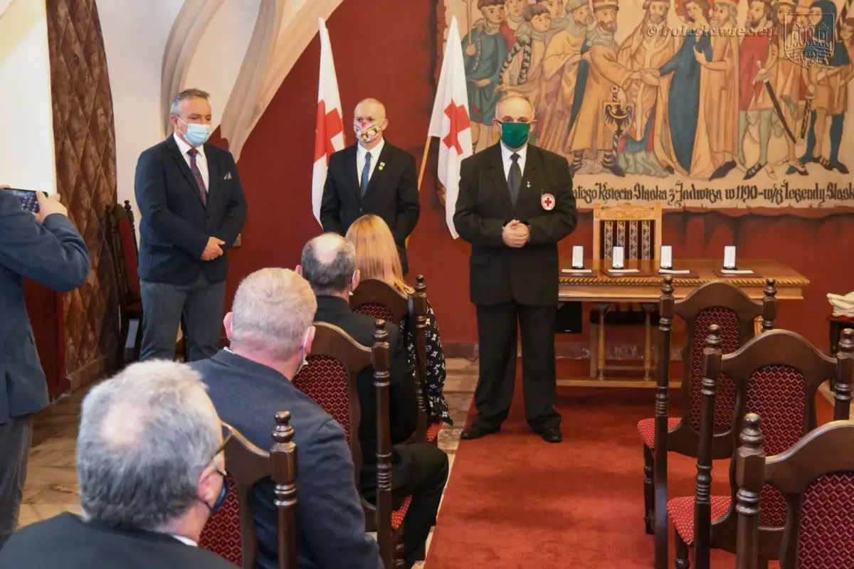 Honorowi dawcy krwi z Bolesławca docenieni przez ministra zdrowia