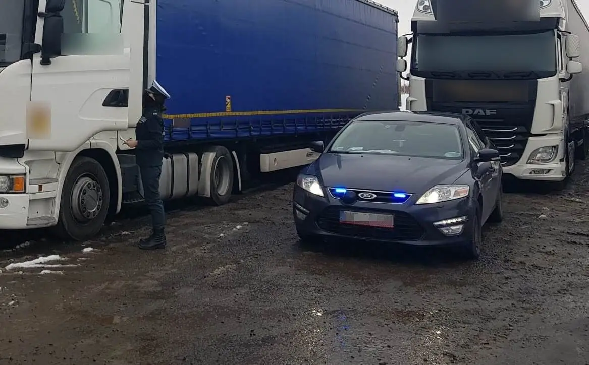 Kontrole pojazdów ciężarowych na autostradach