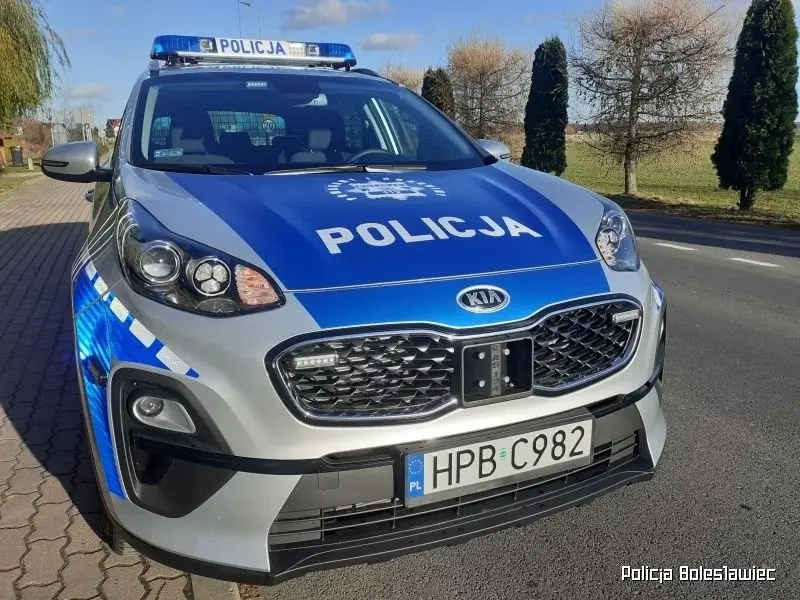 Nowy radiowóz dla policjantów z Warty Bolesławieckiej