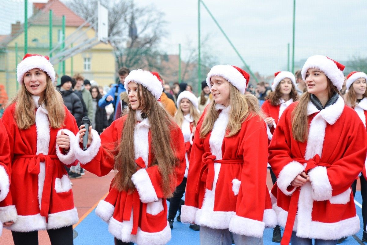 Otwarcie kompleksu boisk przy I LO w Bolesławcu