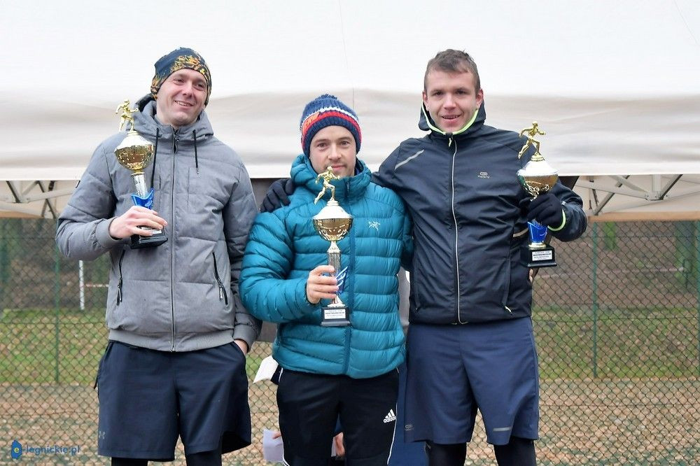 Orientpark Winter Cross