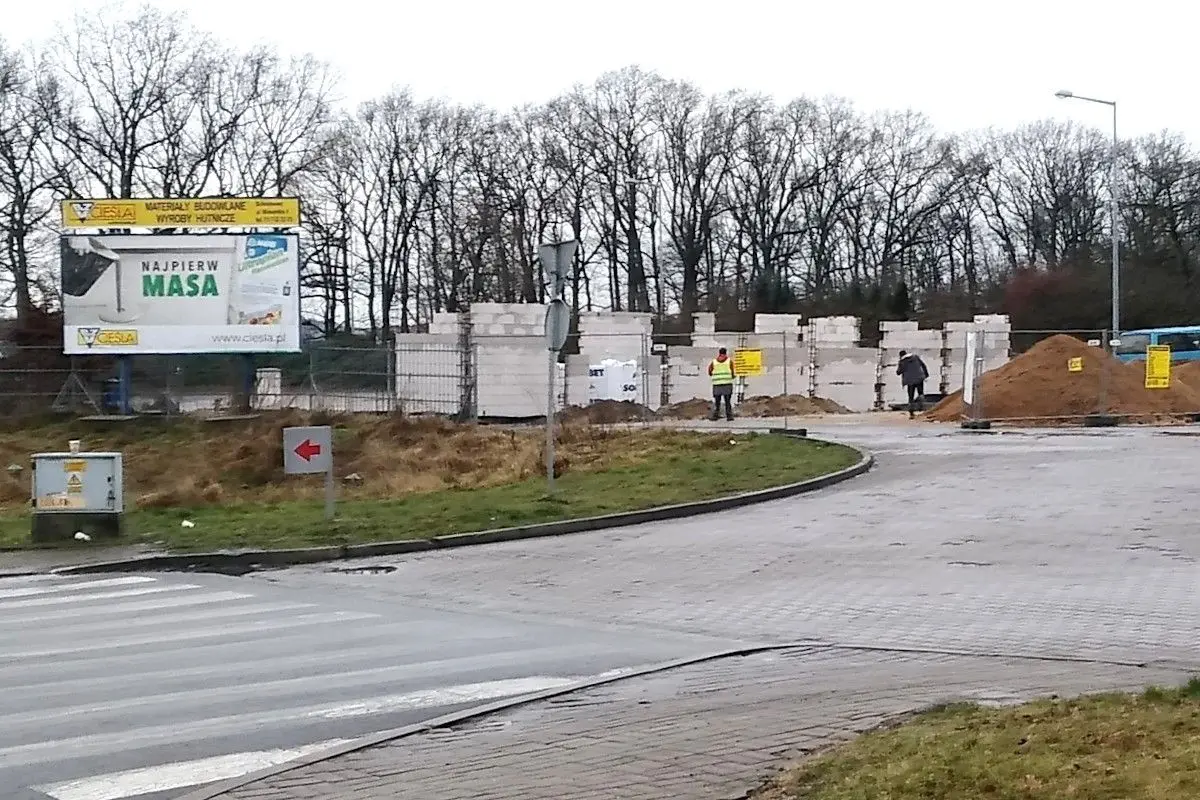 Budowa KFC w Bolesławcu