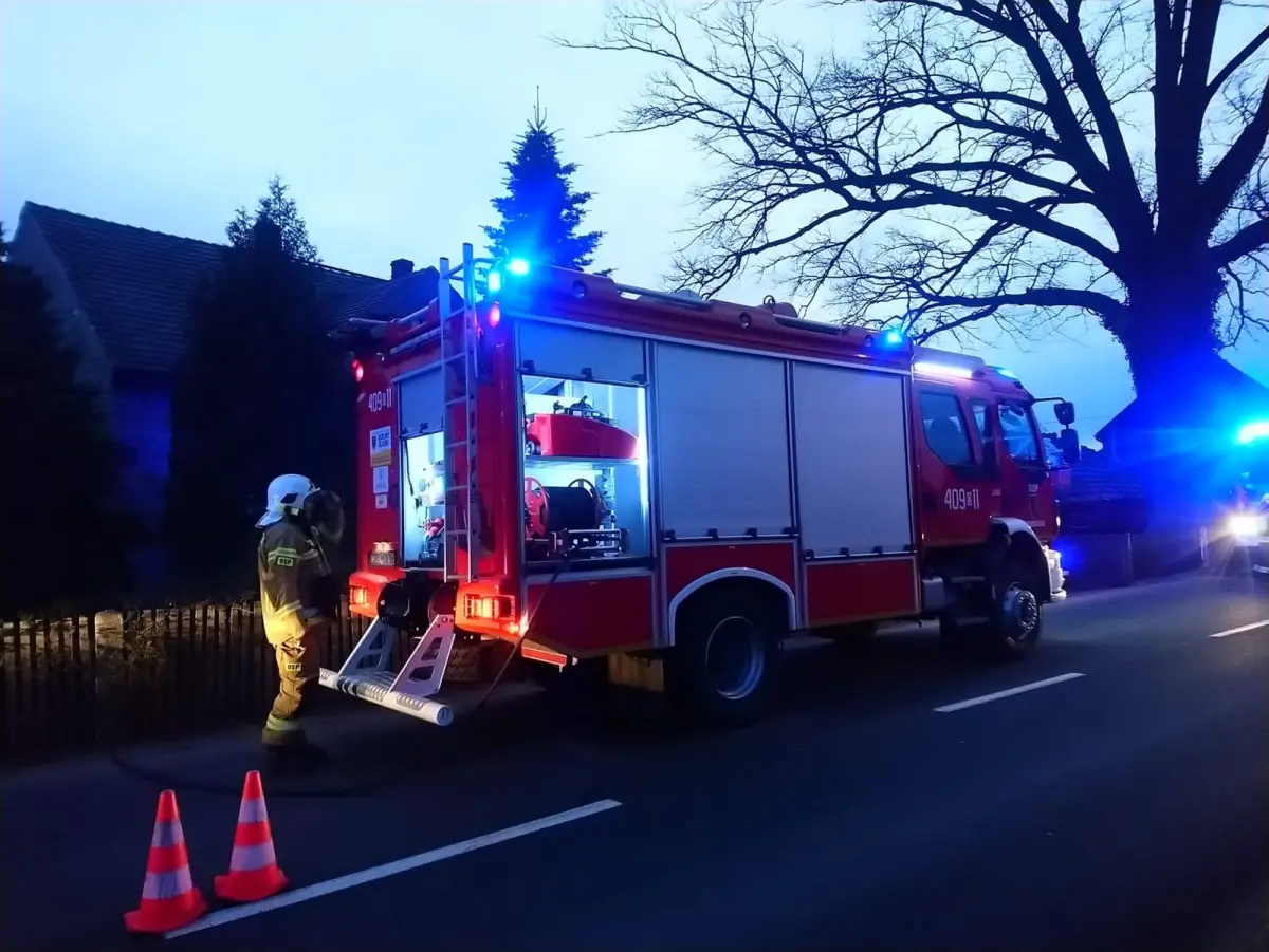 Działania straży pożarnej w miejscowości Gromadka