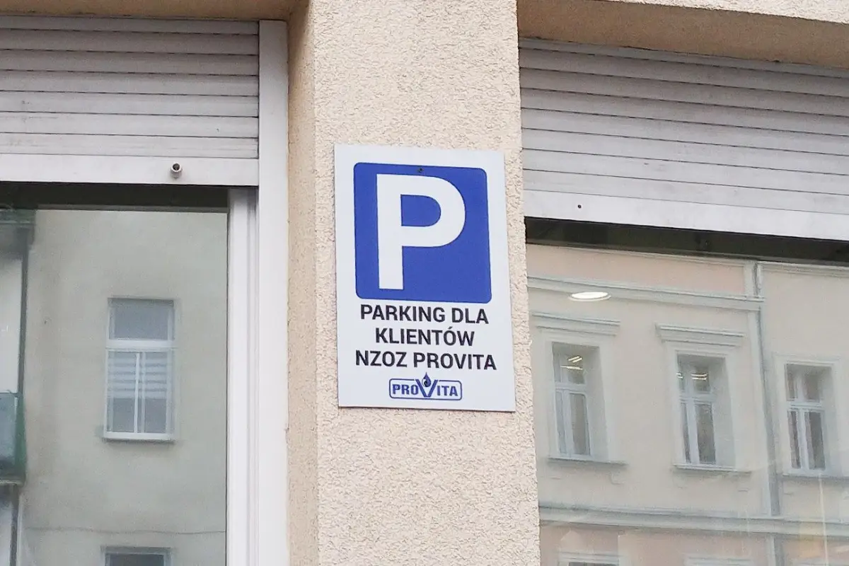 Oznakowanie parkingu dla klientów NZOZ Provita