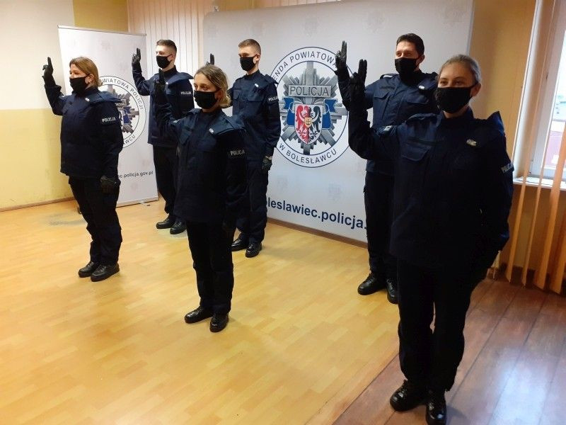 Nowi policjanci w KPP Bolesławiec