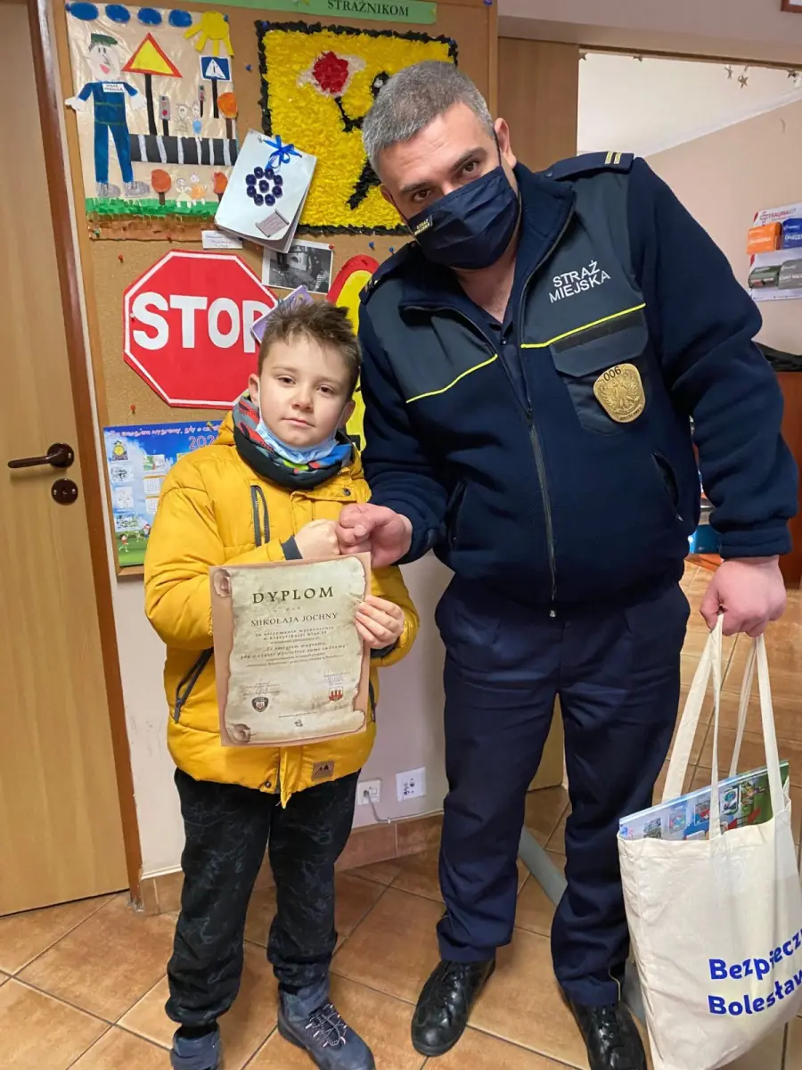 Konkurs plastyczny „Ze smogiem wygramy, gdy o czyste powietrze sami zadbamy”