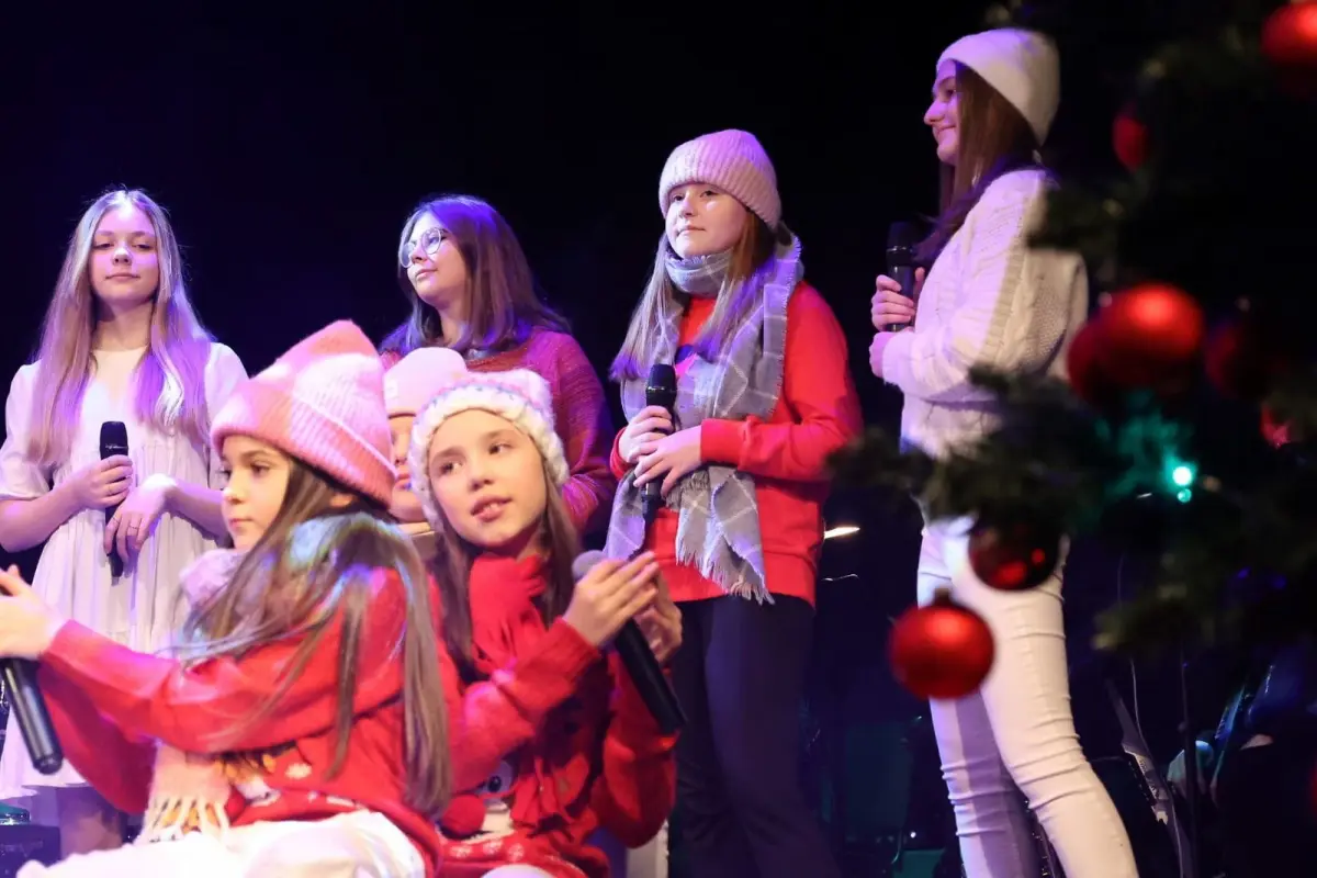 Koncert Noworoczny INIEMMAMOCNE z Patrycjuszem Gruszeckim w Teatrze Starym