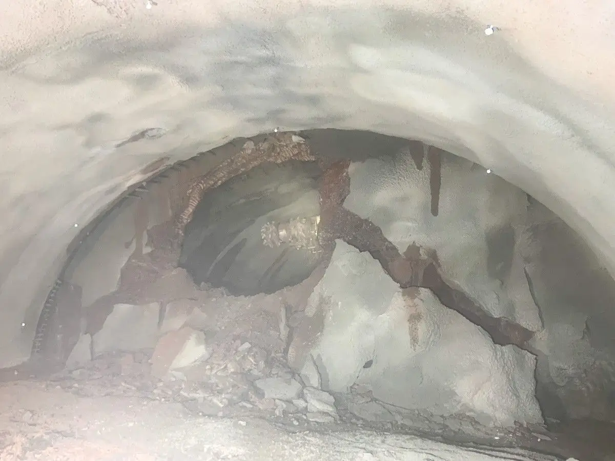 Przebicie tunelu