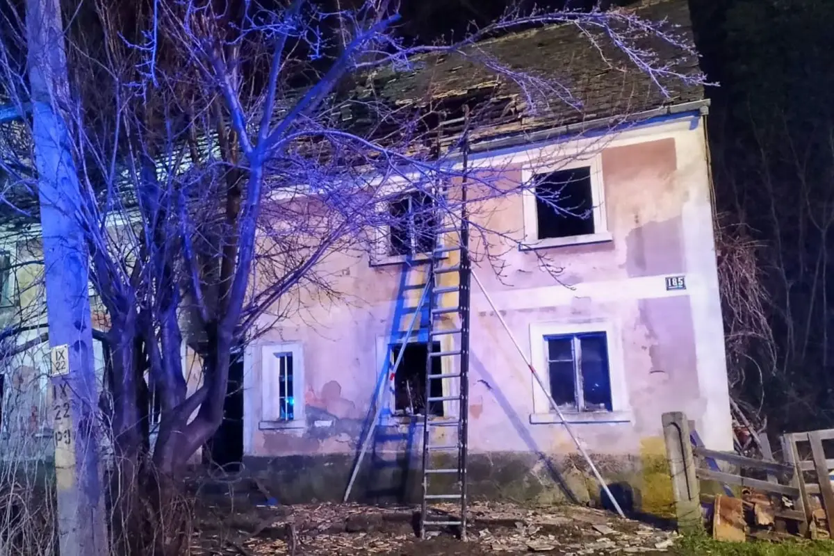 Spalony budynek w Raciborowicach Górnych