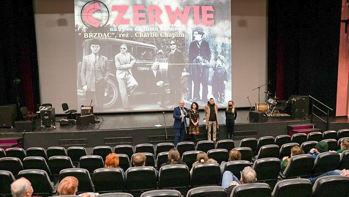 Miłośnicy sztuki filmowej już 15 lat z DKF_BOK. 668 tytułów filmowych!