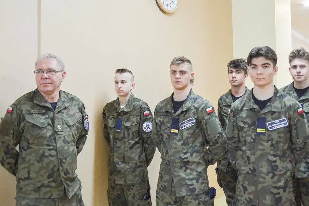 Otwarcie klasy CYBER.MIL w II Liceum Ogólnokształcącym w Bolesławcu