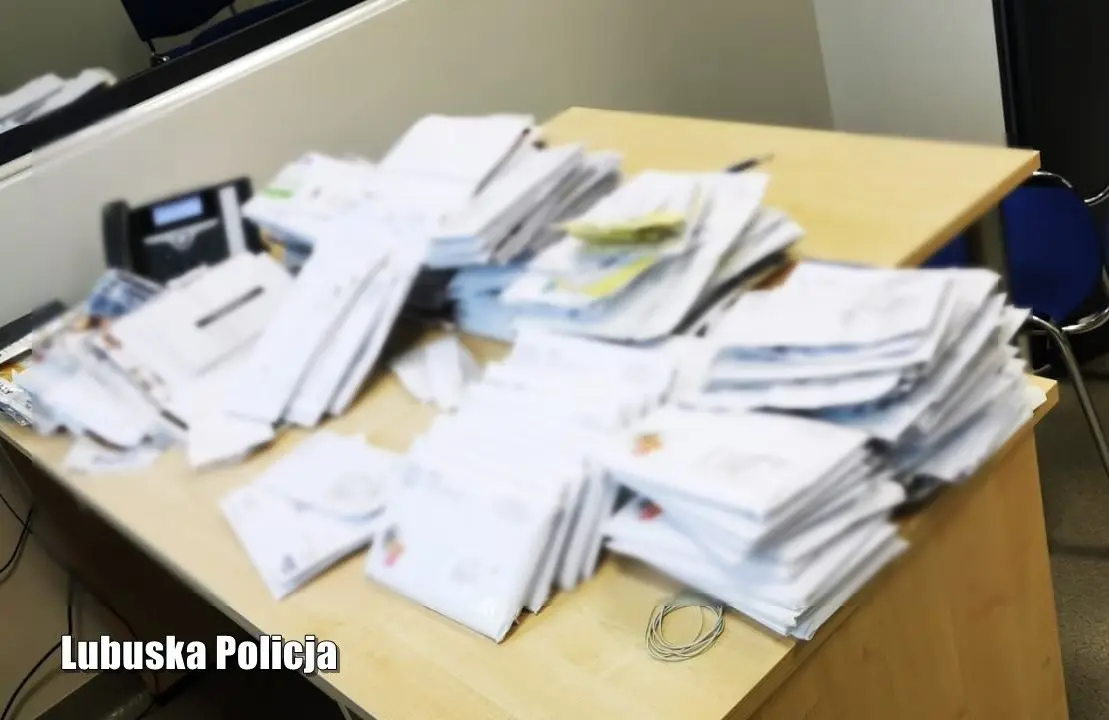 Listy i podejrzany
