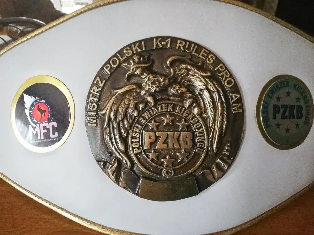 Kamil Dychała, zawodnik klubu Korio Bolesławiec, mistrzem Polski w K-1