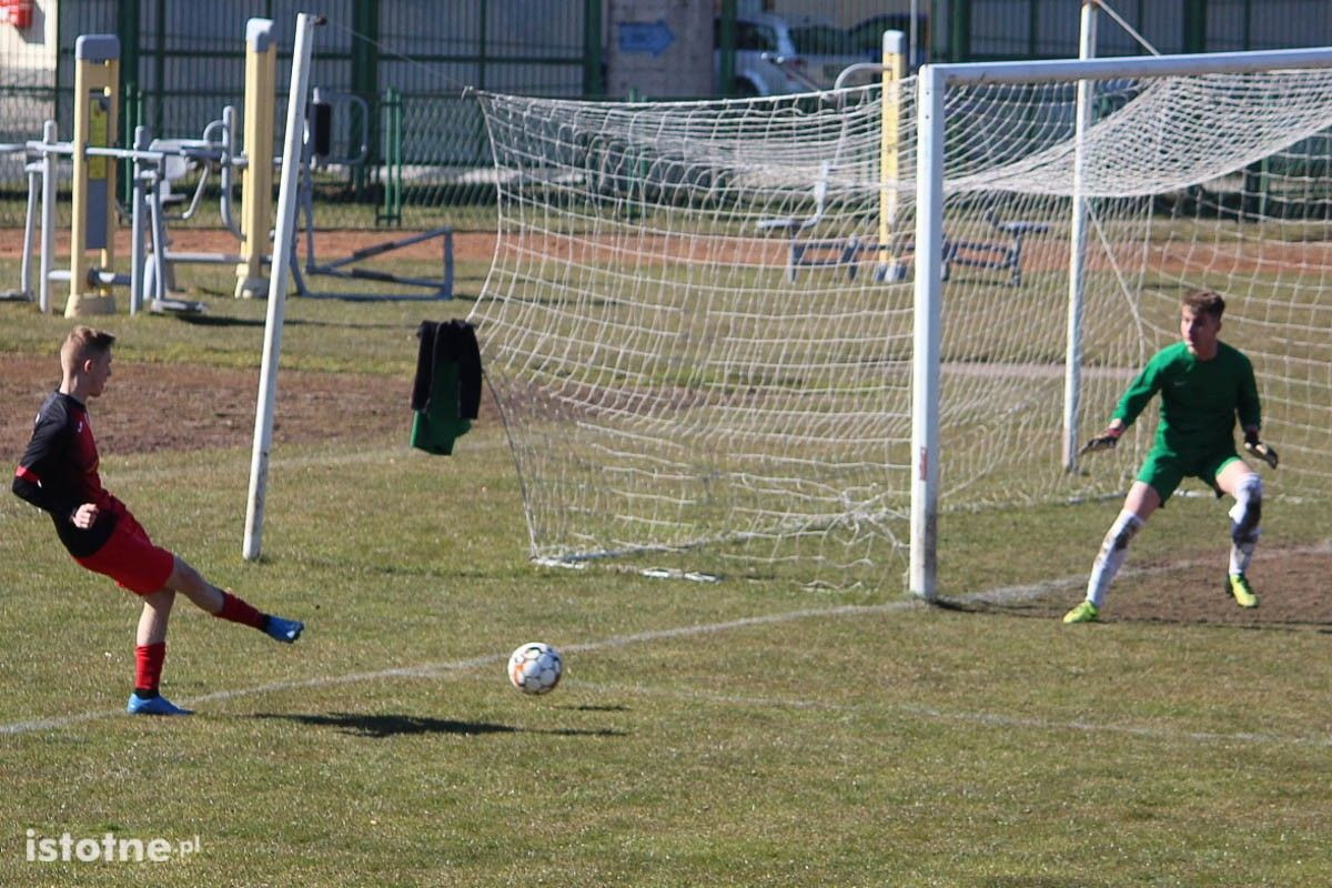 Rezerwy BKS wysoko pokonały drużynę Znicza Kruszyn