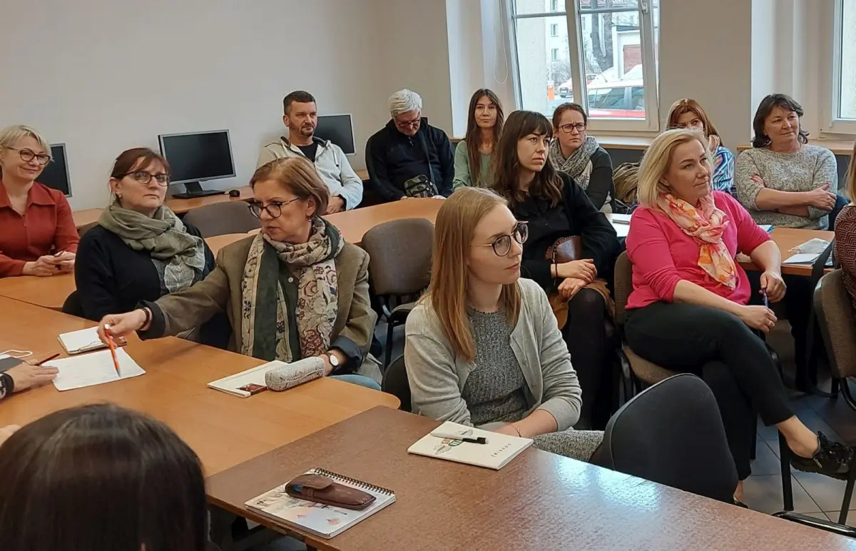 Powiatowe Centrum Edukacji i Kształcenia Kadr w Bolesławcu zorganizowało podstawowy kurs języka ukraińskiego