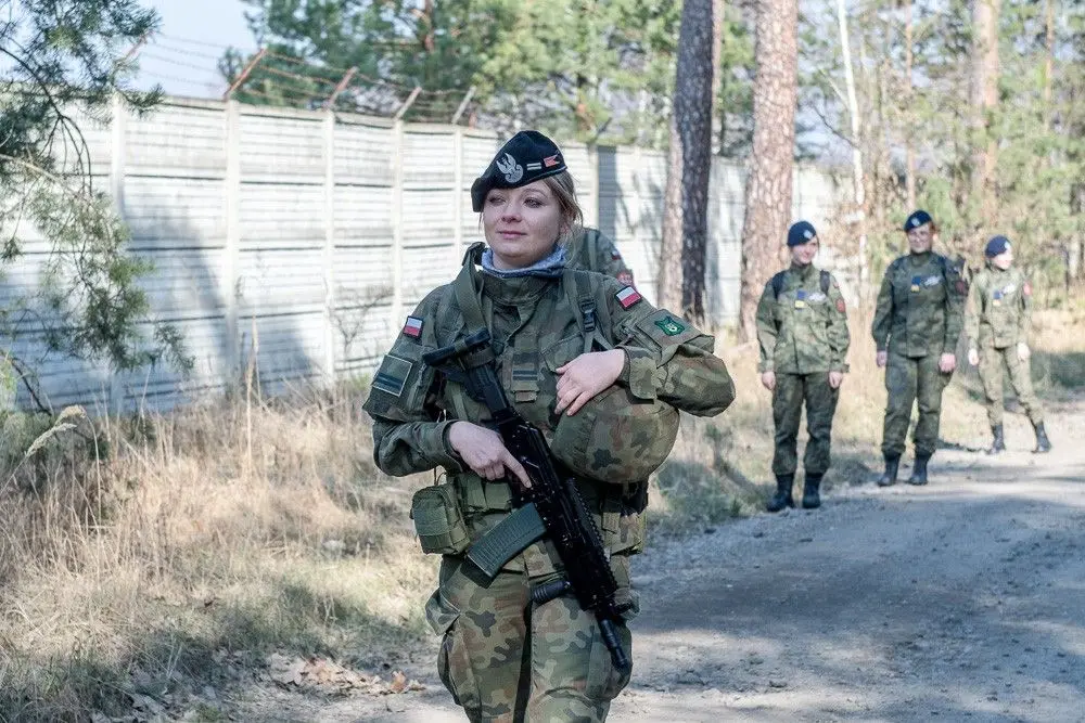 Учні військових класів у Świętoszów