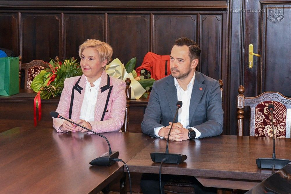 Radni uroczyście pożegnali Jerzego Zielińskiego, byłego sekretarza Miasta Bolesławiec