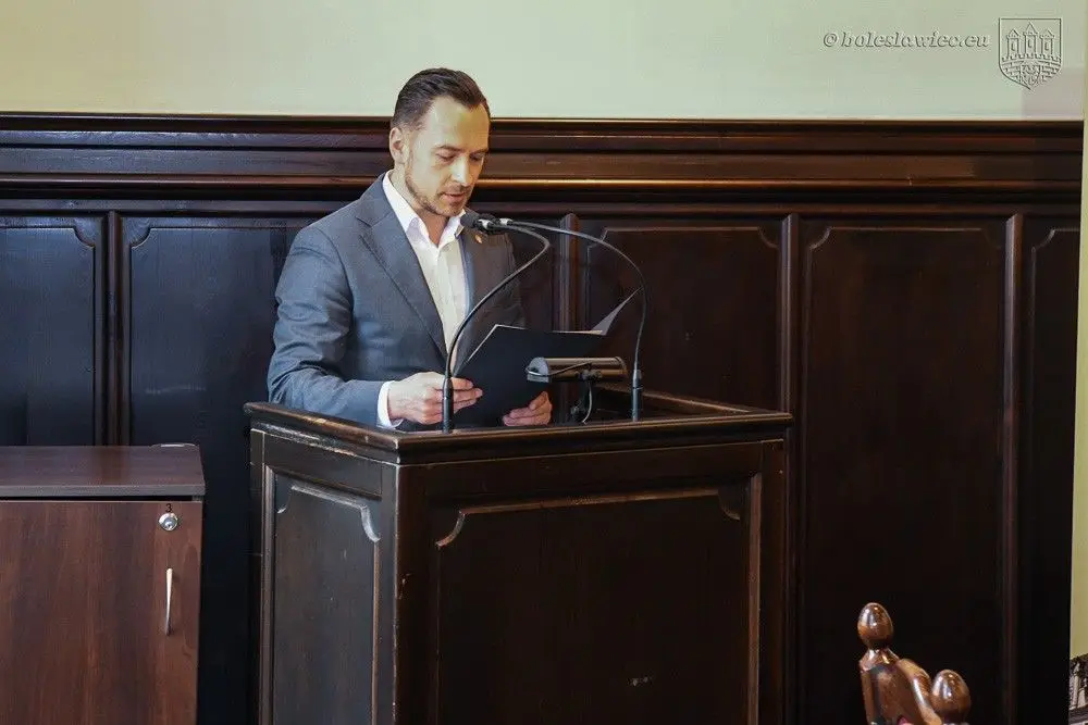 Radni uroczyście pożegnali Jerzego Zielińskiego, byłego sekretarza Miasta Bolesławiec