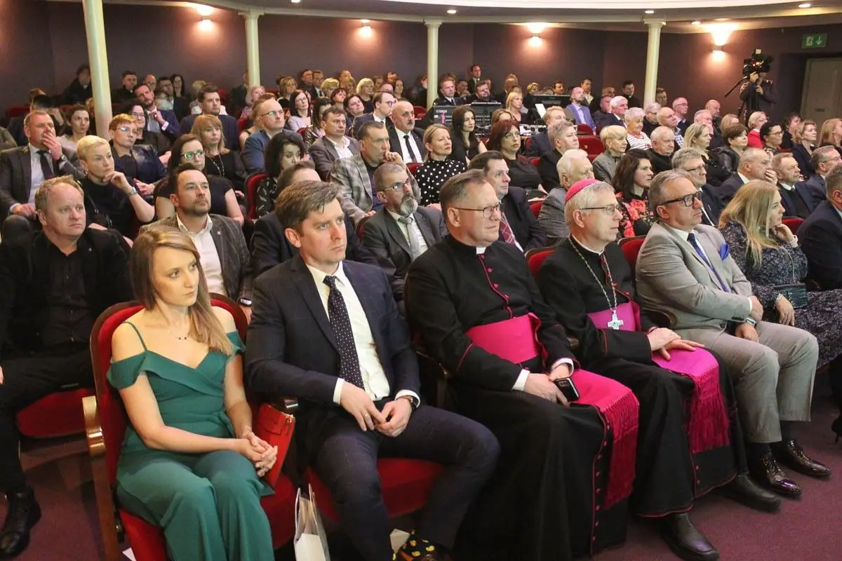 Uroczystość nadania szpitalowi powiatowemu imienia świętego Łukasza