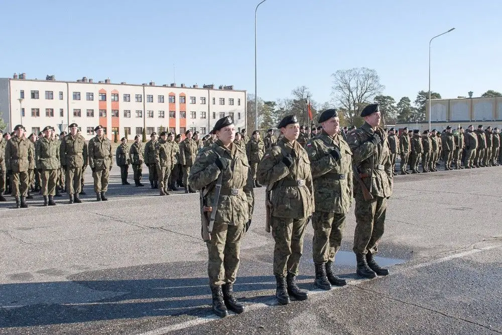 Świętoszowscy elewi otrzymali broń