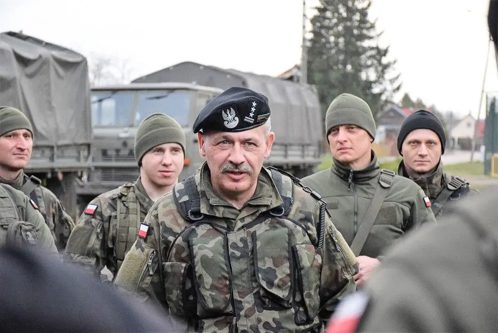 Dowódca spotkał się z bolesławieckimi artylerzystami na wschodniej granicy
