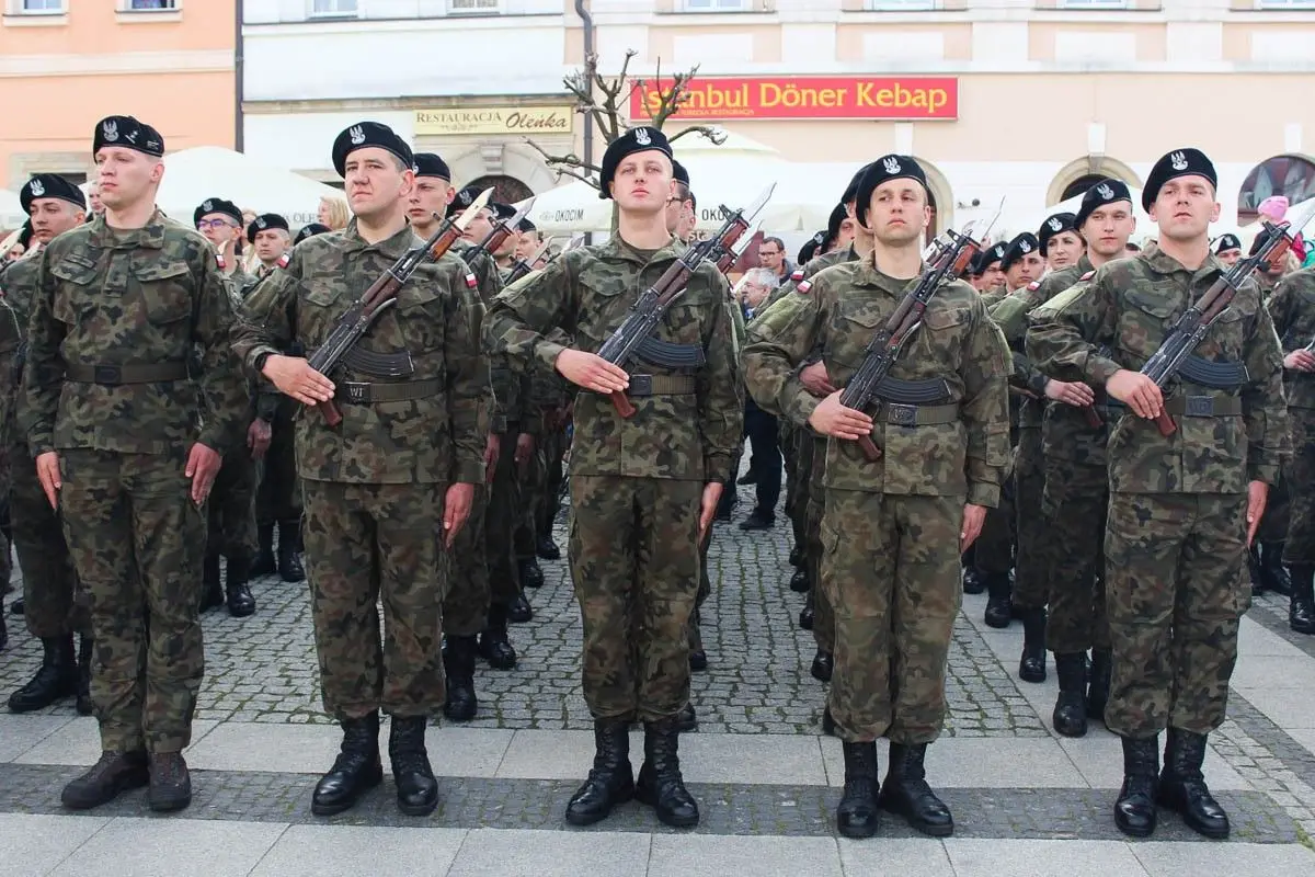 130 новобранців склали присягу на болеславецькій площі