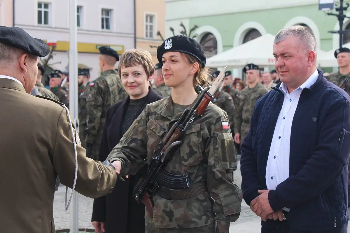 130 новобранців склали присягу на болеславецькій площі
