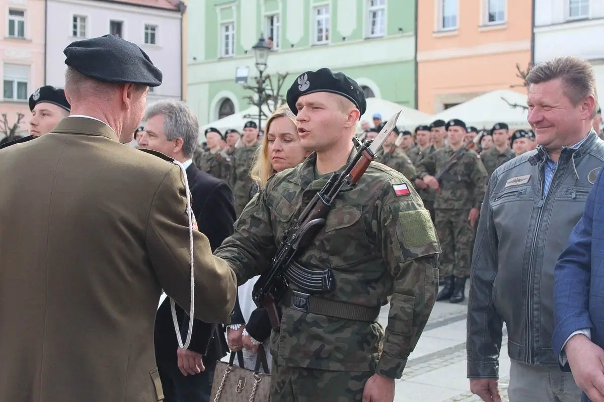 130 новобранців склали присягу на болеславецькій площі