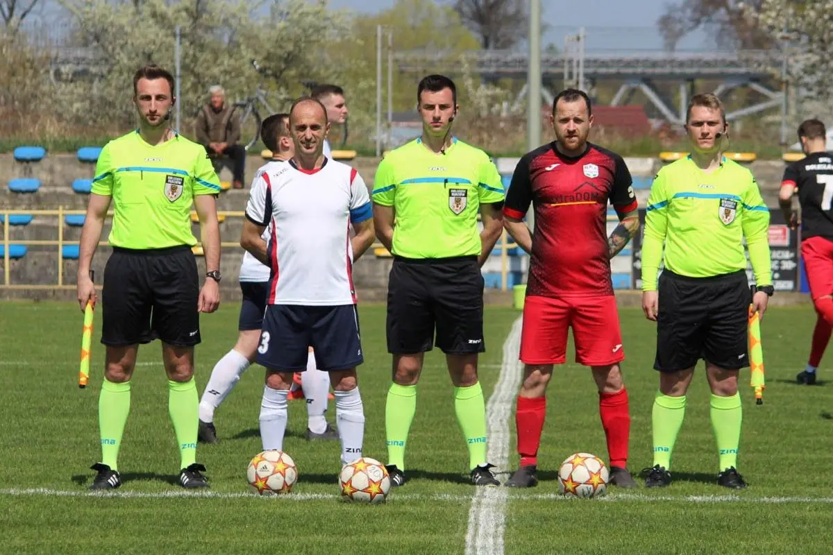 BKS wygrywa derby powiatu w Nowogrodźcu