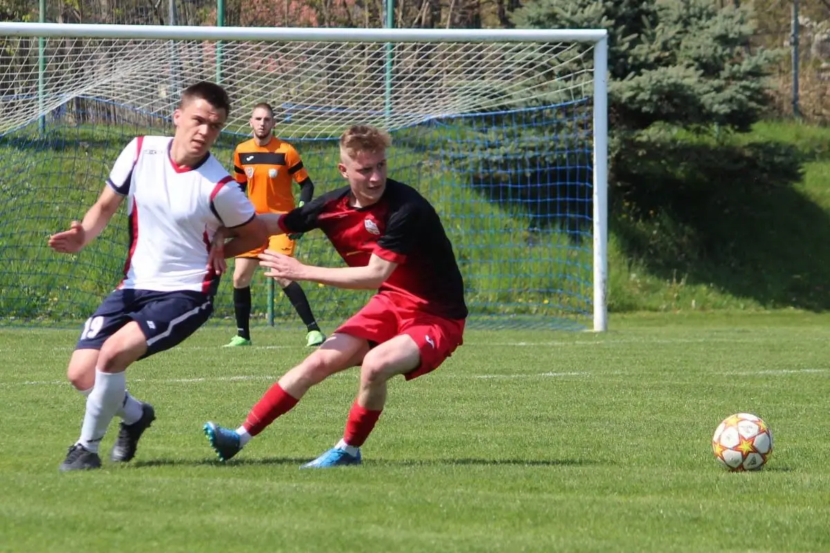 BKS wygrywa derby powiatu w Nowogrodźcu