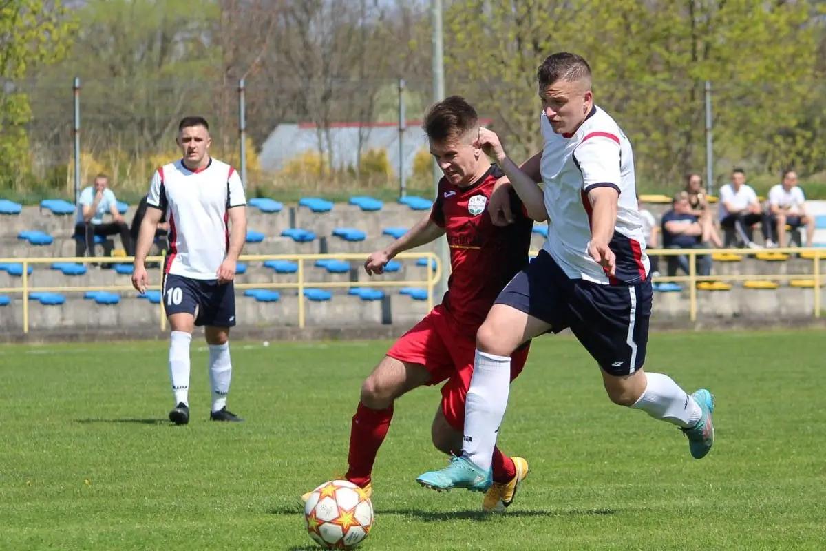 BKS wygrywa derby powiatu w Nowogrodźcu