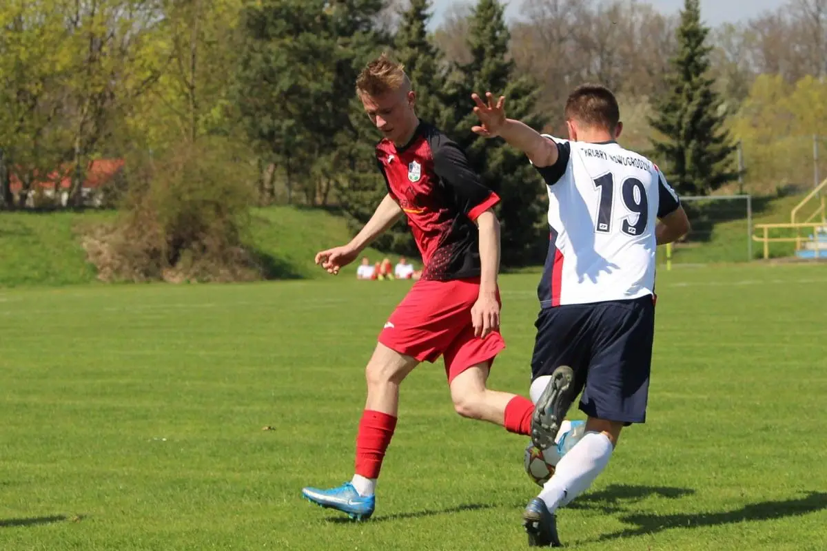BKS wygrywa derby powiatu w Nowogrodźcu