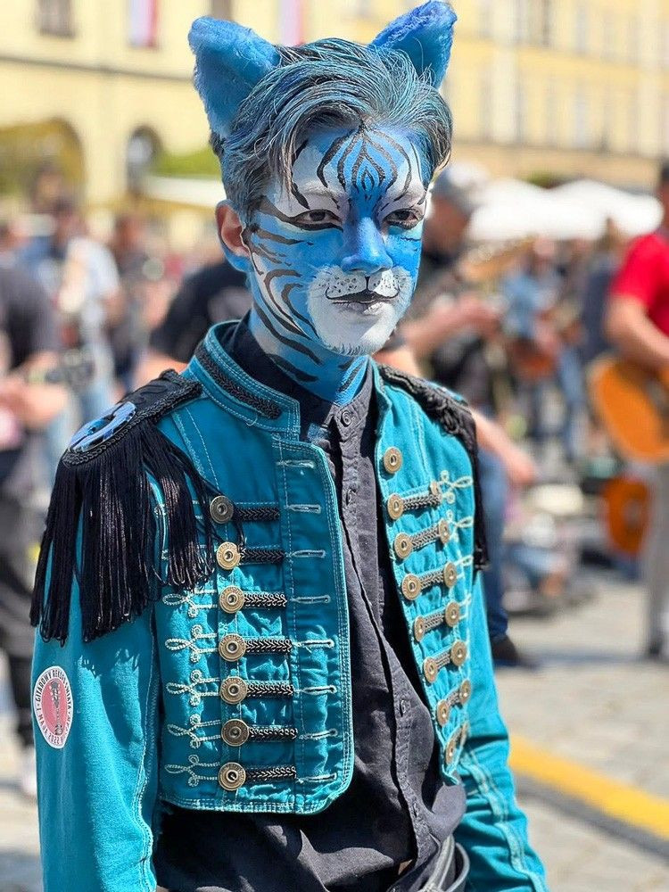 Gitarzysta i filmowiec Wojtek Stefańczyk doceniony we Wrocławiu! Blue Cat i „Wehikuł czasu”