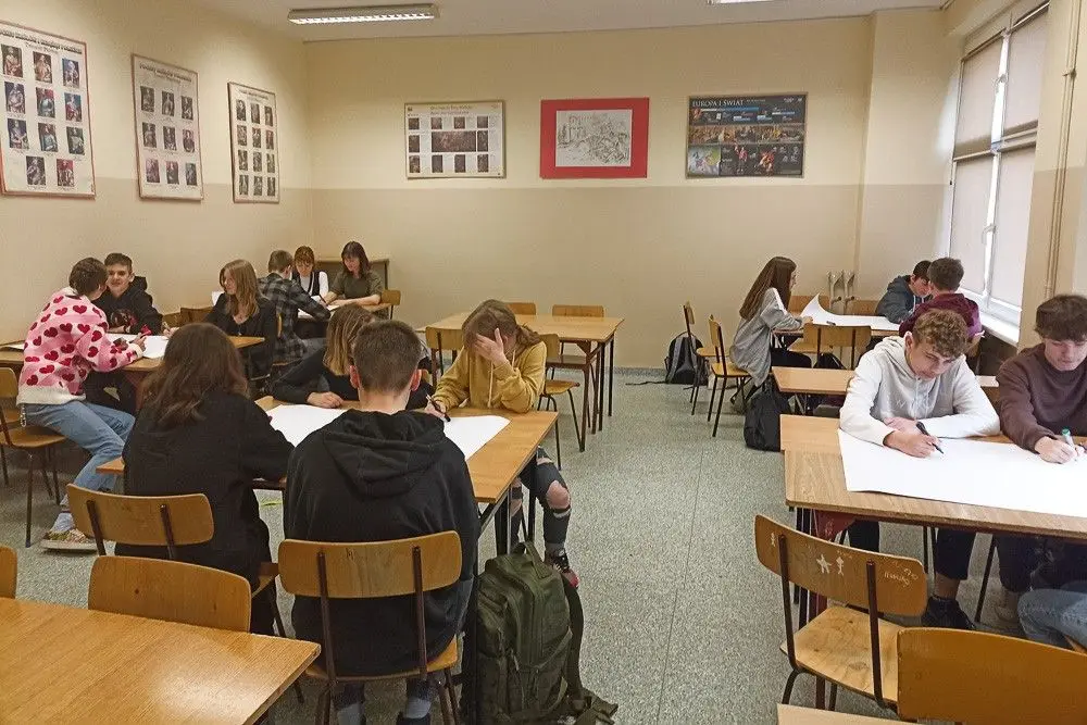 Bolesławiecka „Jedynka” z certyfikatem Europejskiego Uniwersytetu Latającego