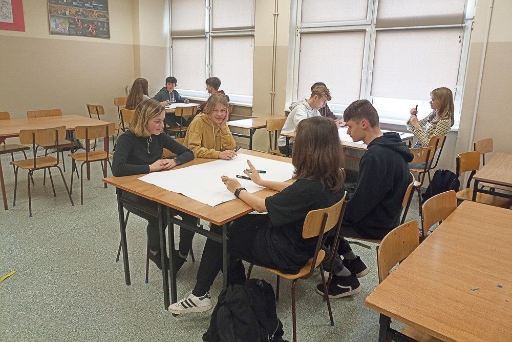 Bolesławiecka „Jedynka” z certyfikatem Europejskiego Uniwersytetu Latającego