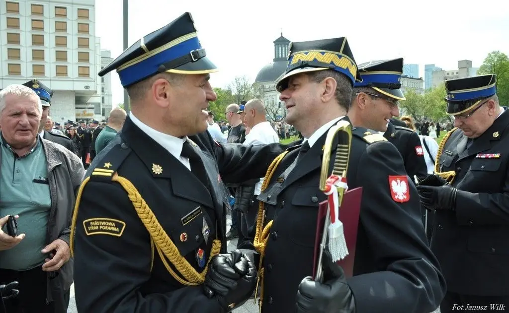 Szef dolnośląskiej straży pożarnej doceniony przez prezydenta Andrzeja Dudę