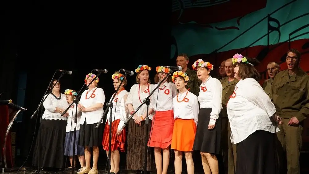 Wyjątkowe „Polskie Pieśni Patriotyczne i Piosenki Wojskowe” w Teatrze Starym