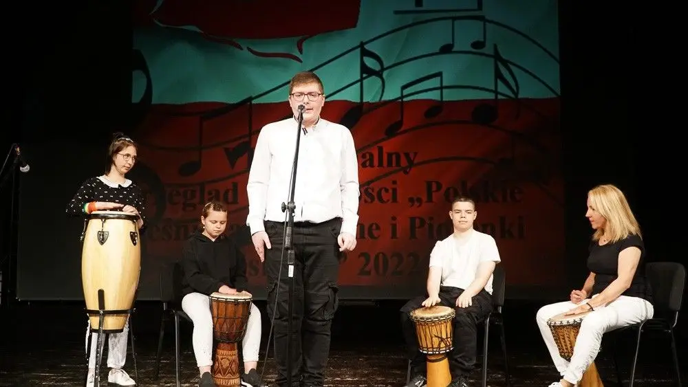 Wyjątkowe „Polskie Pieśni Patriotyczne i Piosenki Wojskowe” w Teatrze Starym