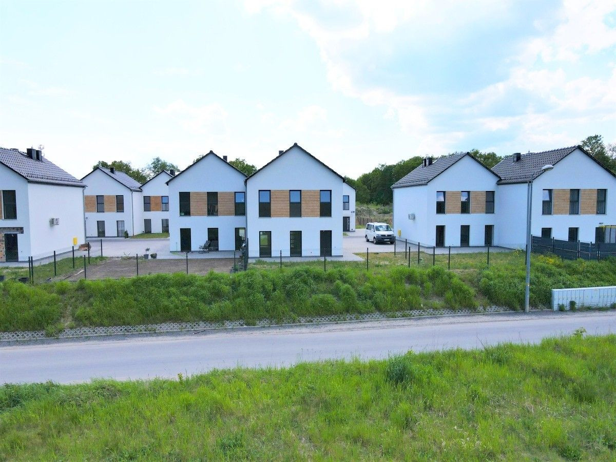 Nowa inwestycja, osiedle domów w spokojnej części Bolesławca