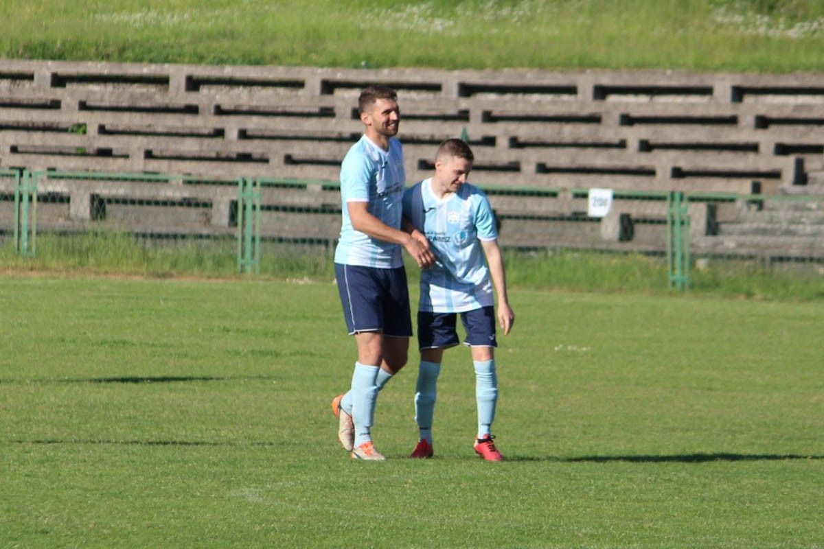 Rezerwy BKS pokonały rezerwy Leśnika Osiecznica