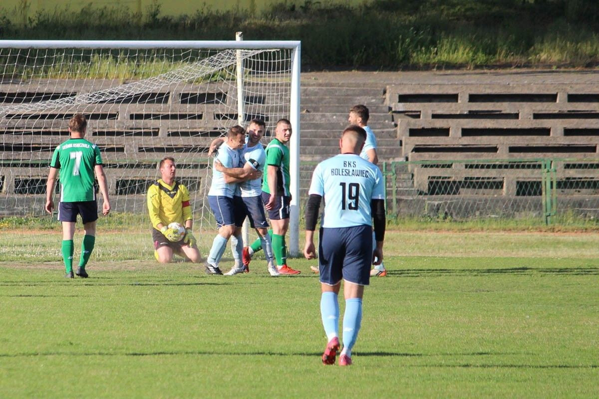 Rezerwy BKS pokonały rezerwy Leśnika Osiecznica