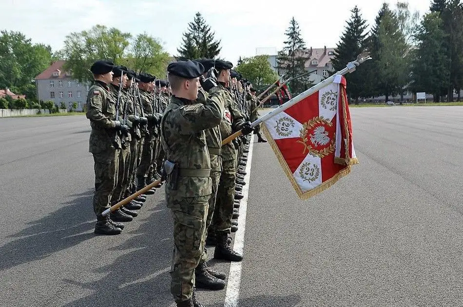 Bolesławieccy artylerzyści oddali hołd weteranom