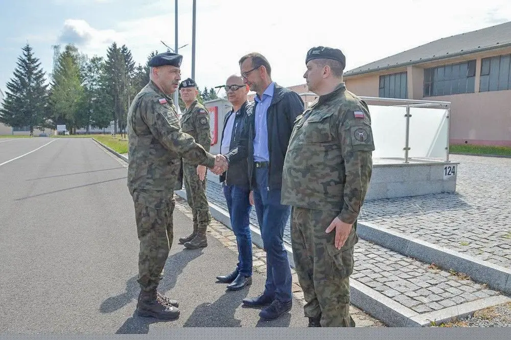 Bolesławieccy artylerzyści oddali hołd weteranom
